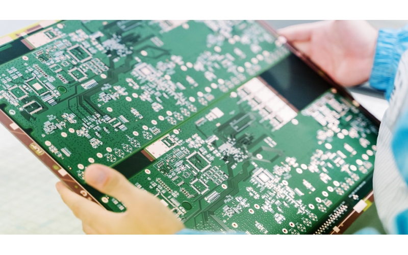 電子工程師如何擺放PCB元器件？10條技巧經(jīng)驗